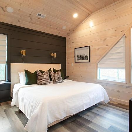 New Modern Cabin 1 Mi To Pkwy Pool Hot Tub Villa Pigeon Forge Ngoại thất bức ảnh